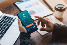 mobile banking vs traditional banking 2025